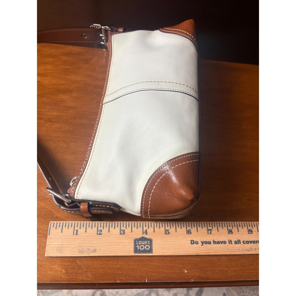 Coach Hampton Baguette Leather Shoulder Bag Cream Brown Y2K EUC - Picture 8 of 8